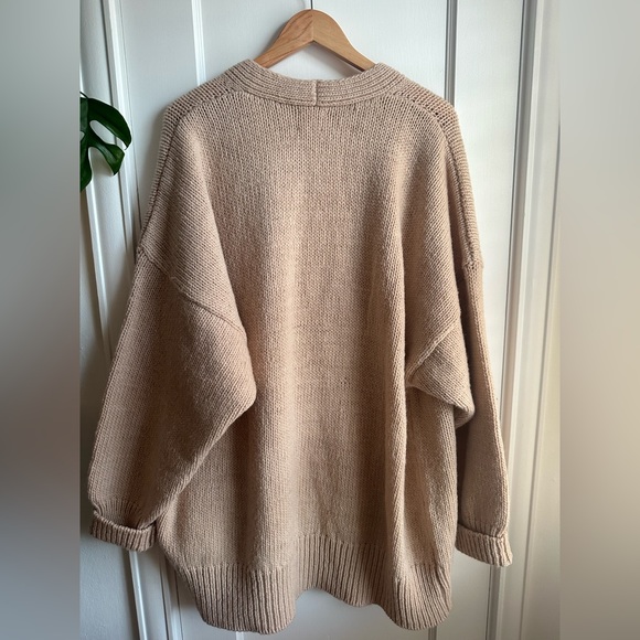 Babaa No.17 Sweater Coat in Rosé - Picture 3 of 6